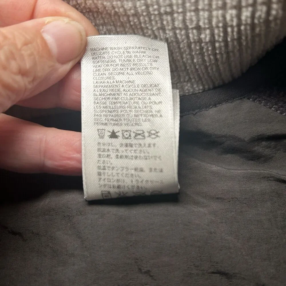 The North Face A5 Series men's black grid fleece pullover size M with a 1/2 zip